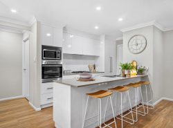 5/340 Hume St, Centenary Heights QLD 4350, Australia