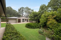 49 Waverley Ridge Rd, Crafers West SA 5152, Australia