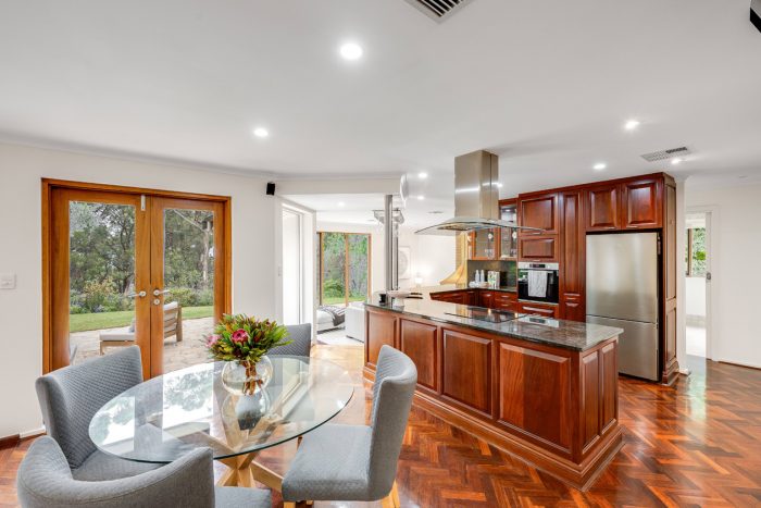 49 Waverley Ridge Rd, Crafers West SA 5152, Australia