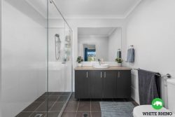 27 Lindbeck Cor, Googong NSW 2620, Australia