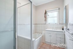 26 Matthews St, Sunshine VIC 3020, Australia