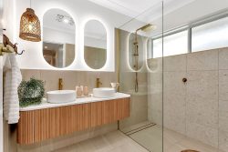 11 McRae Rd, Port Noarlunga South SA 5167, Australia