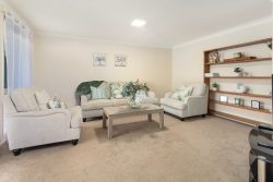 18 Mortlock Dr, Albion Park NSW 2527, Australia