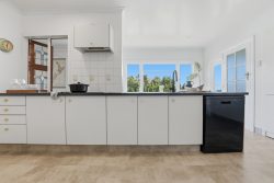 6 Ridge Lane, City Centre, New Plymouth, Taranaki, 4310, New Zealand