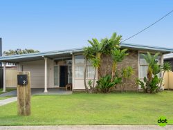 2 Peel St, Toukley NSW 2263, Australia