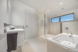 55 Pinetone Road, Kumeu, Rodney, Auckland, 0892, New Zealand