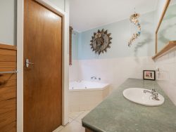 3 Reardon St, Port Fairy VIC 3284, Australia