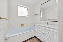 3 Rika Place, Kawaha Point, Rotorua, Bay Of Plenty, 3010, New Zealand