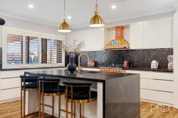 25 Rodeo Dr, Hillvue NSW 2340, Australia