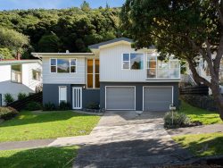 62 Spinnaker Drive, Whitby, Porirua, Wellington, 5024, New Zealand