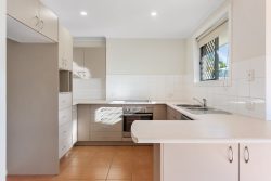 2/141 Station Rd, Burpengary QLD 4505, Australia