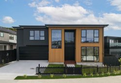 22 Streamview Way, Long Bay, Auckland, 0630, New Zealand