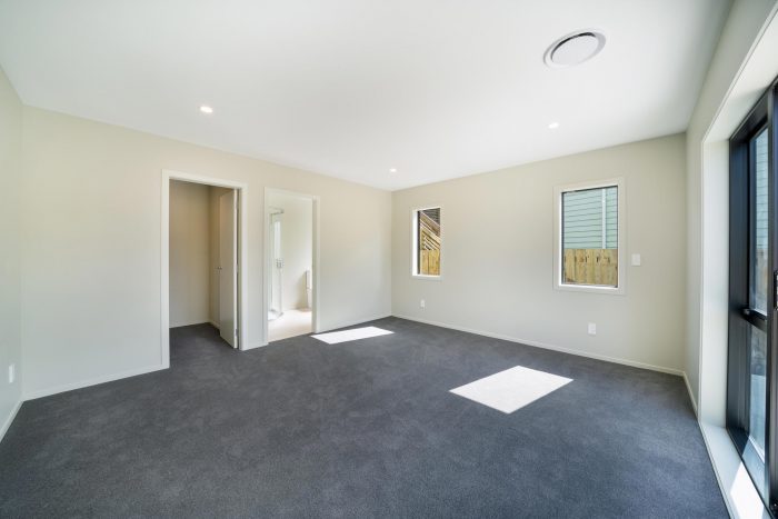 5 Swinton Place, Churton Park, Wellington, 6037, New Zealand