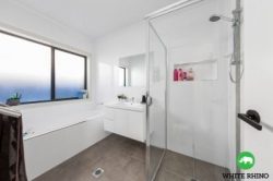 6 Tabrett St, Googong NSW 2620, Australia