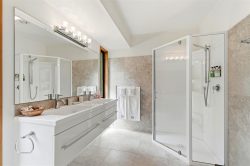 30 Totara Avenue, Collingwood, Tasman, Nelson / Tasman, 7073, New Zealand