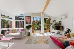 37 Wairau Road, Oakura, New Plymouth, Taranaki, 4314, New Zealand