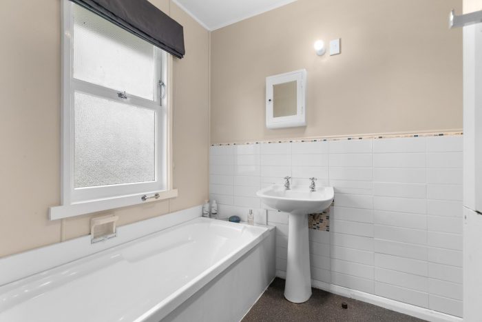 86 Rua Avenue, Waitarere Beach, Horowhenua, Manawatu / Whanganui, 5510, New Zealand