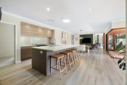 55A Coorabin Ct, Tallebudgera QLD 4228, Australia