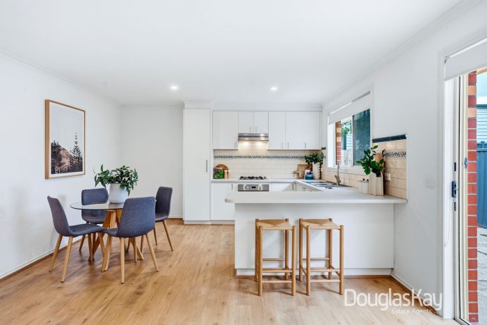 72A Hertford Rd, Sunshine VIC 3020, Australia
