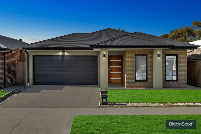 14 Aaron Rd, Tarneit VIC 3029, Australia
