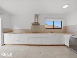 31 Ash Dr, Kingston TAS 7050, Australia
