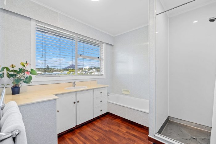 266B Courtenay Street, Strandon, New Plymouth, Taranaki, 4312, New Zealand