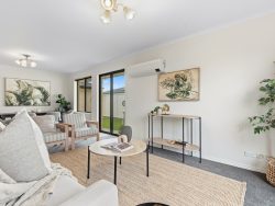 Unit 8/69 Bains Rd, Morphett Vale SA 5162, Australia