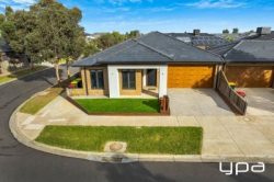 9 Bear St, Tarneit VIC 3029, Australia
