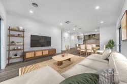 9 Bear St, Tarneit VIC 3029, Australia