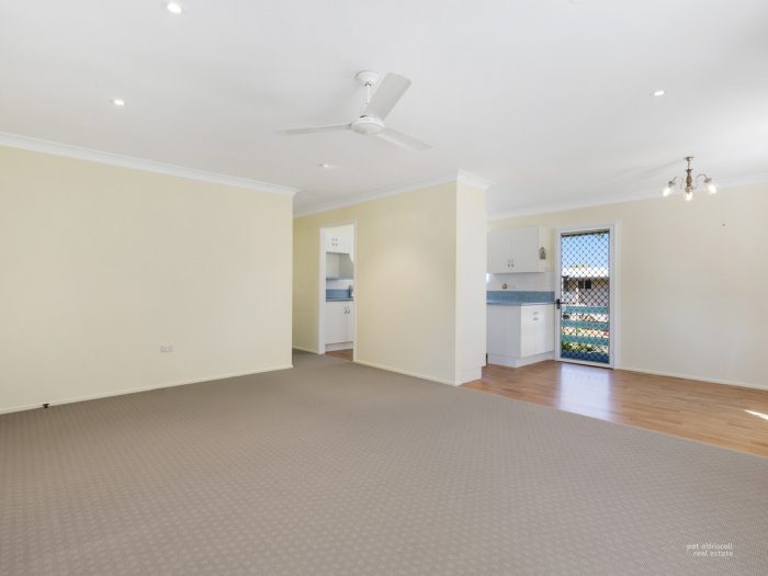 126 Mitchell St, Frenchville QLD 4701, Australia