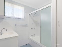126 Mitchell St, Frenchville QLD 4701, Australia