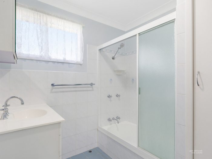 126 Mitchell St, Frenchville QLD 4701, Australia