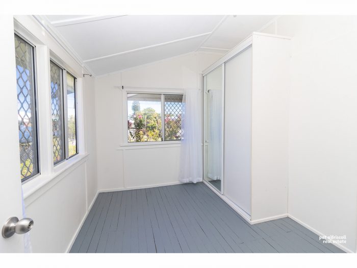 3/107 Sharples St, Berserker QLD 4701, Australia