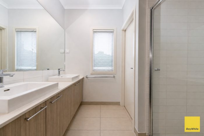 31 Blazon Dr, Tarneit VIC 3029, Australia