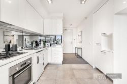 Unit 104/24 Bogong Ave, Glen Waverley VIC 3150, Australia