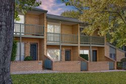 Unit 5/4 Booth St, Queanbeyan East NSW 2620, Australia