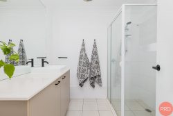 42 Cagney Rd, Rutherford NSW 2320, Australia