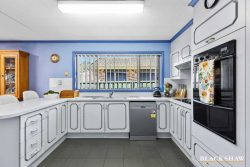 11 Christopher Cres, Batehaven NSW 2536, Australia
