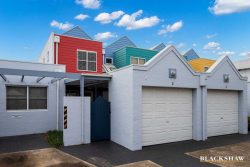 Unit 2/33 Clyde St, Batemans Bay NSW 2536, Australia