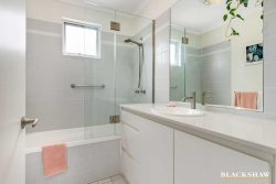 Unit 2/33 Clyde St, Batemans Bay NSW 2536, Australia