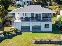 14 Bayview Road, Kellys Bay, Kaipara, Northland, 0391, New Zealand