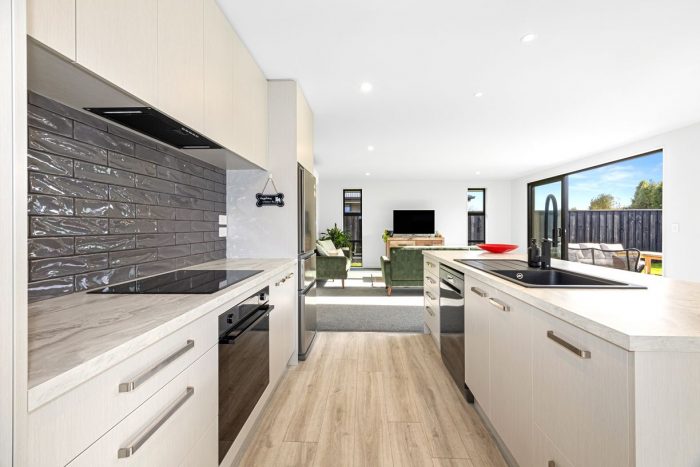 43 Henshaw Street, Woodend, Waimakariri, Canterbury, 7610, New Zealand