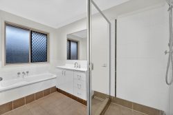36 Emerald Cres, Springfield QLD 4300, Australia