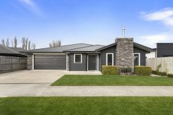 36 Freedom Drive, Kelvin Grove, Palmerston North, Manawatu / Whanganui, 4414, New Zealand