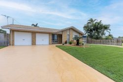 18 Tropical Ave, Andergrove QLD 4740, Australia