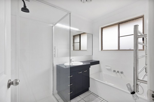 18 Tropical Ave, Andergrove QLD 4740, Australia