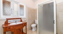 16 Glendinning St, Balmoral VIC 3407, Australia