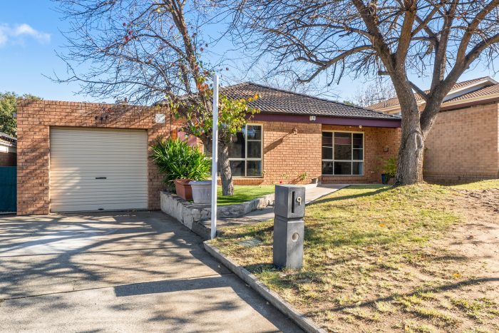 9 Hammill Cl, Calwell ACT 2905, Australia