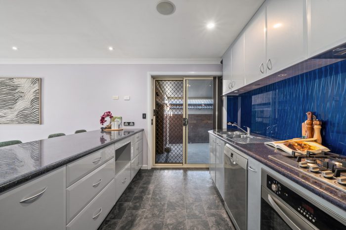 9 Hammill Cl, Calwell ACT 2905, Australia