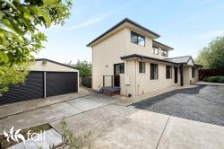 27 Henty Cl, Old Beach TAS 7017, Australia